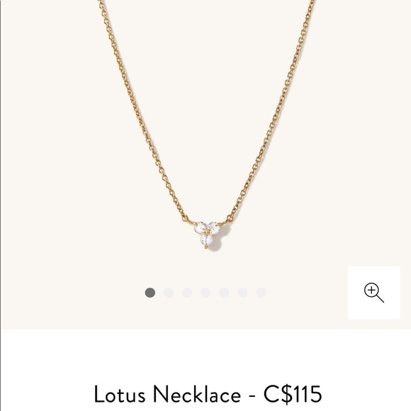 Lotus necklace mejuri - Picture 1 of 2